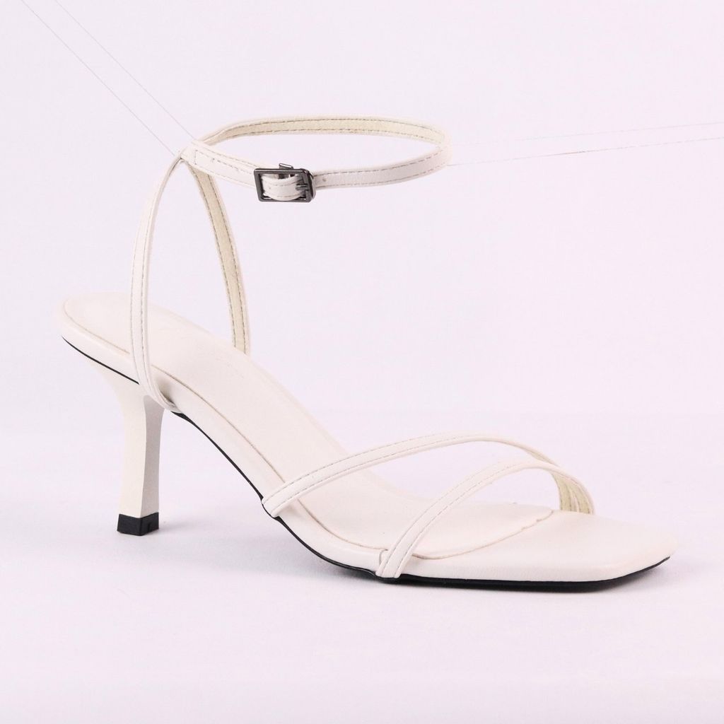 Giày Cao Gót Sandal Quai Mảnh Gót Nhọn 7cm Hishoo S126