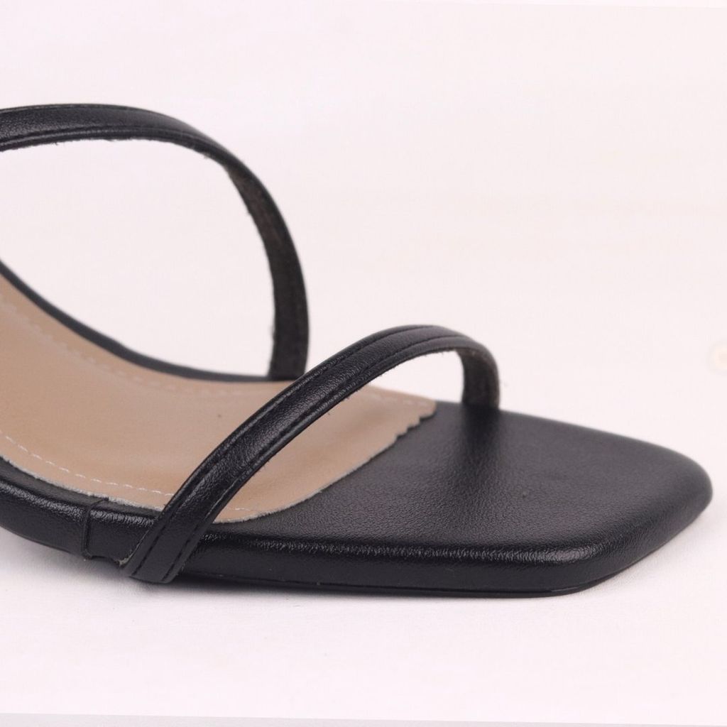 Giày Sandal Cao Gót Cao 7cm Quai Mảnh Hishoo S165