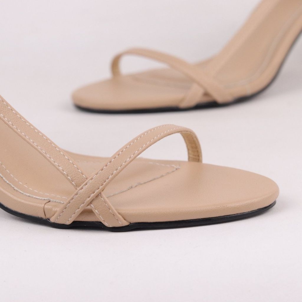 Giày Sandal Nữ Cao Gót 7cm Quai Mảnh Hishoo S009