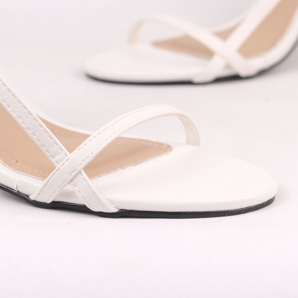 Giày Sandal Nữ Cao Gót 7cm Quai Mảnh Hishoo S009
