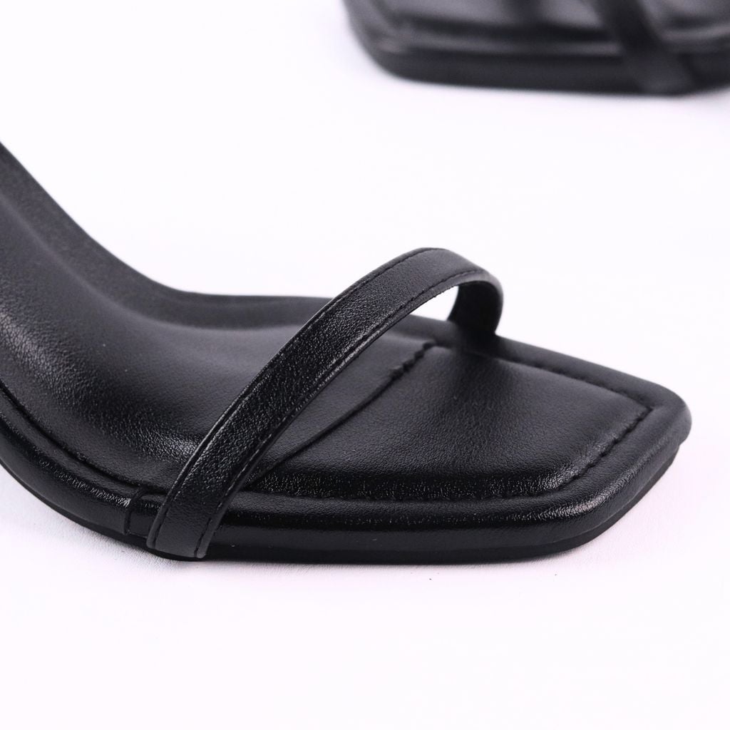 Giày Sandal Cao Gót 7cm Quai Ngang Mảnh Hishoo S150