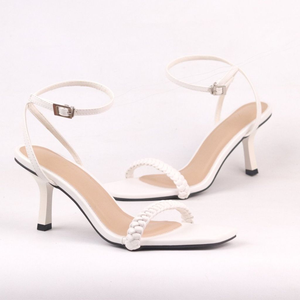 Giày Sandal Nữ Cao Gót 7cm Quai Mảnh Mũi Vuông Hishoo S032