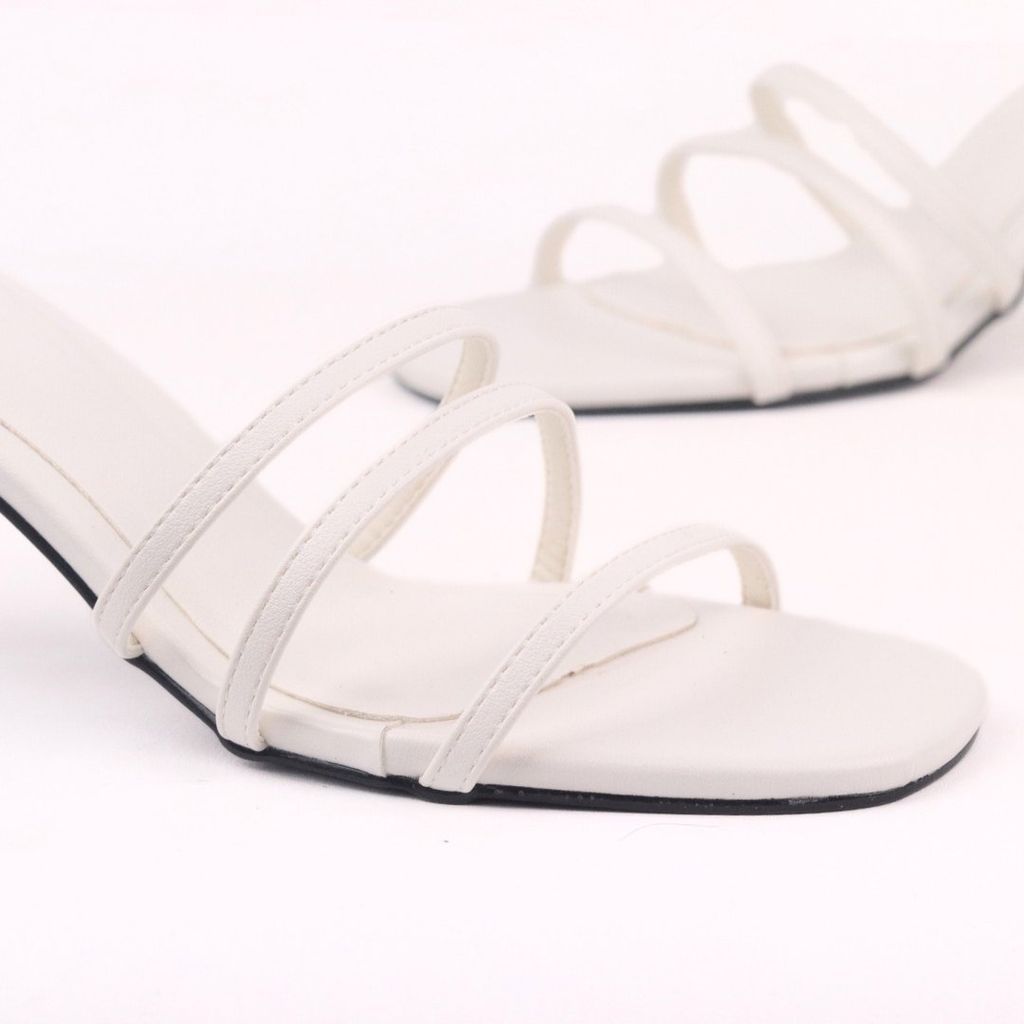 Giày Cao Gót 7cm Nữ Mũi Tròn Quai Mảnh Hishoo S072