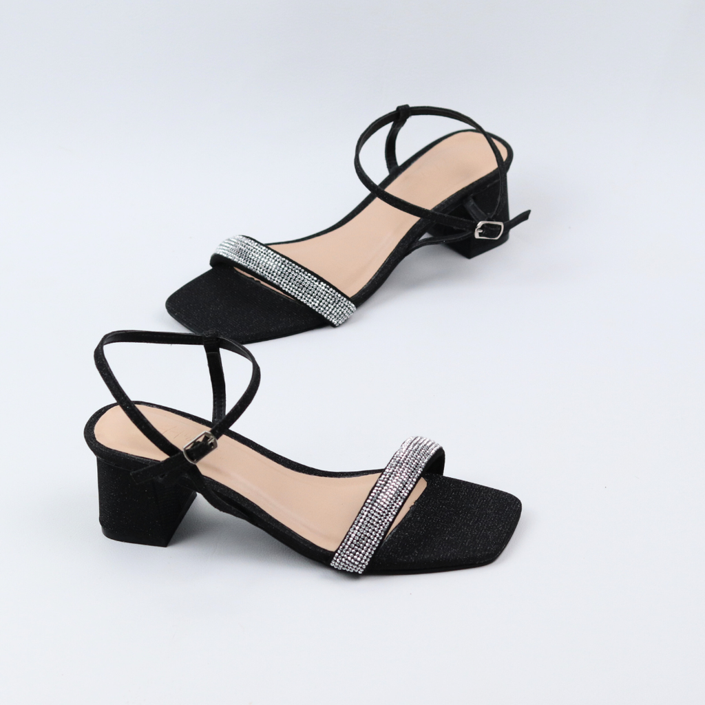 Giày Sandal Cao Gót Đế Vuông 5cm Quai Mảnh Đính Xoàn Hishoo S125