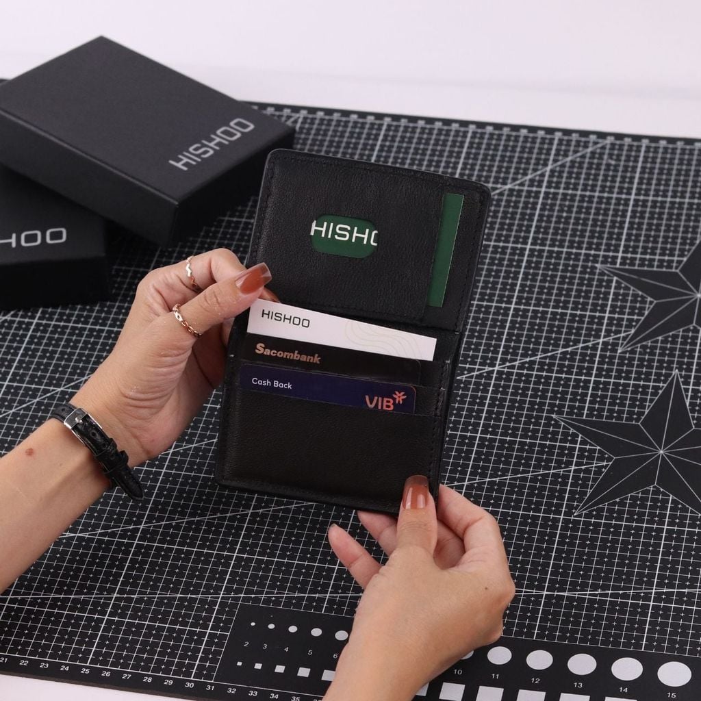 Ví Da Dáng Đứng Nam Nữ Đựng Thẻ [ĐEN] Alpha Da Bò Phụ Kiện Hishoo V004