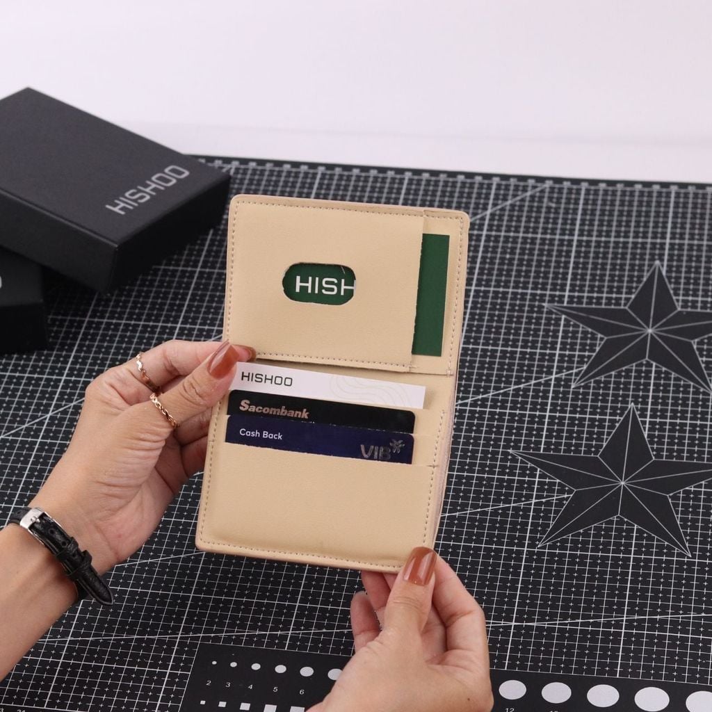 Ví Da Dáng Đứng Nam Nữ Đựng Thẻ [KEM] Alpha Da Bò Phụ Kiện Hishoo V004