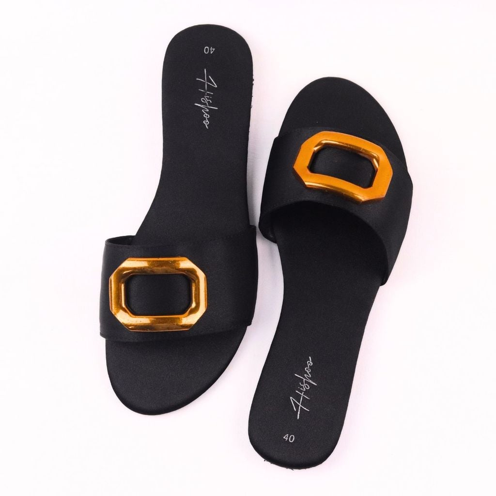 Dép lê nữ quai ngang đính khoá vàng HISHOO S124