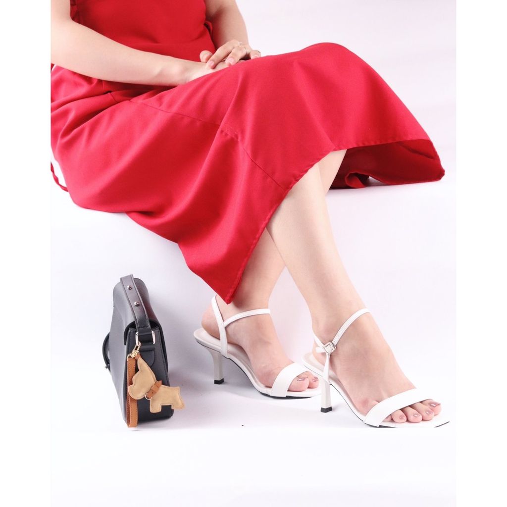 Giày Sandal Cao Gót 7cm Quai Bản Ngang Hishoo S149