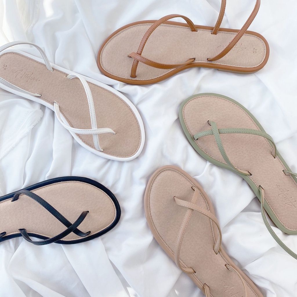 Dép Sandal Nữ Đế Bệt Quai Hậu Dây Mảnh HISHOO S073