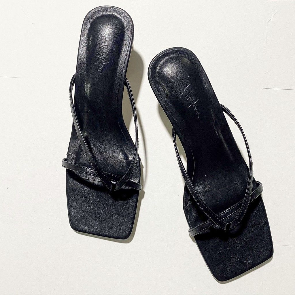 Giày Cao Gót Nữ 5cm Quai Mảnh Đế Vuông Hishoo S012