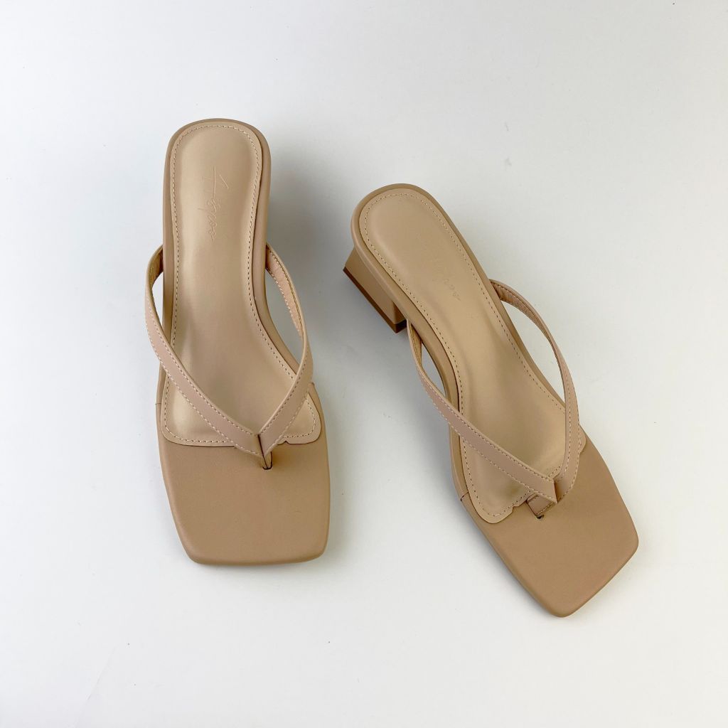 Giày Cao Gót Sandal Quai Mảnh Nữ Xỏ Ngón 4 cm HISHOO S015