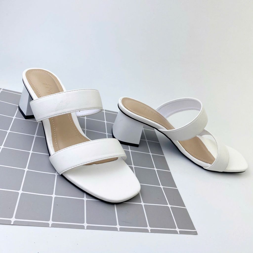 Giày Cao Gót 5cm Nữ Đế Vuông Quai Ngang Hishoo S055