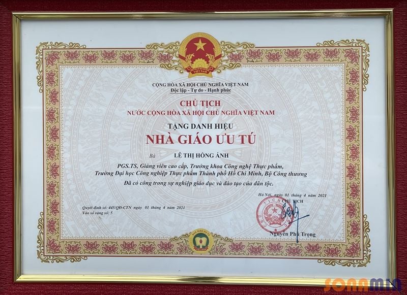In giấy khen