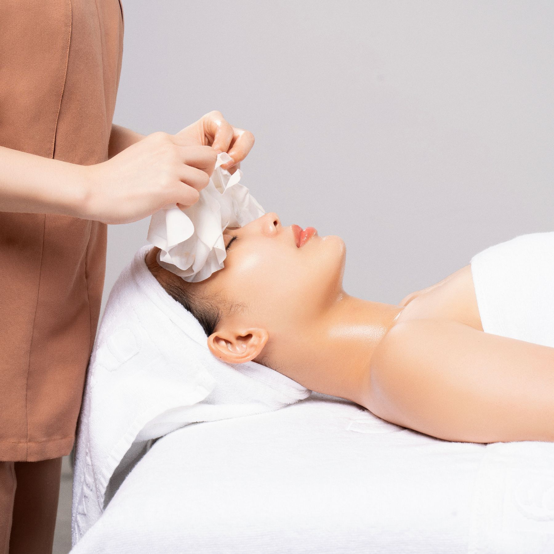  MDV212 Mặt nạ bổ sung vitamin và làm sáng da (cho làn da yếu và nhạy cảm) 