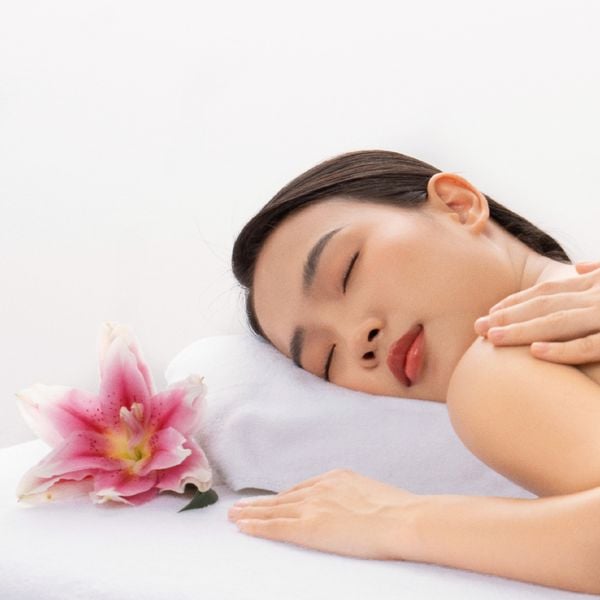  MDV506 Dịch vụ massage hỗ trợ giảm mỡ và thải độc toàn thân bằng phương pháp massage cổ truyền Nhật Bản Shiatsu 