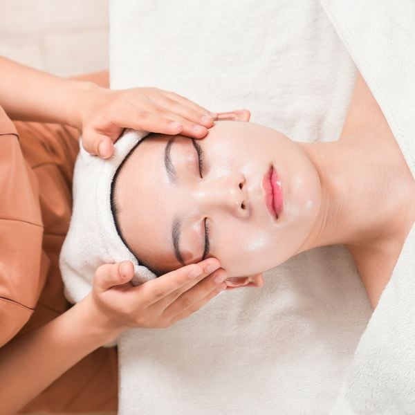  MDV101 Dịch vụ chăm sóc da bổ sung năng lượng và tăng cường sức đề kháng cho da 