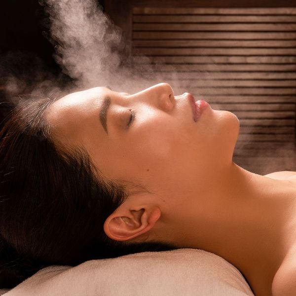  MDV102 Dịch vụ chăm sóc da giảm stress và phục hồi làn da tối xỉn 