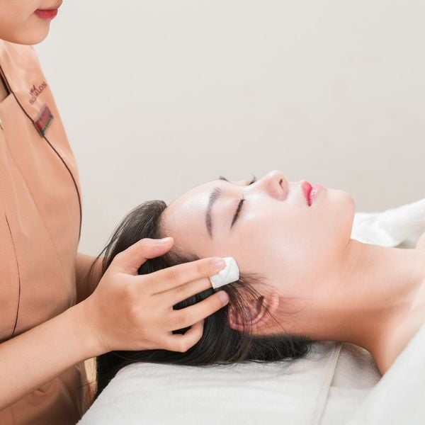  MDV103A Dịch vụ chăm sóc da Tăng sinh collagen hỗ trợ giảm nhăn chùng, chảy xệ và trẻ hóa mắt 