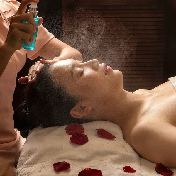  MDV121 Dịch vụ chăm sóc da hỗ trợ chống lão hóa, làm sạch và cân bằng oxy 