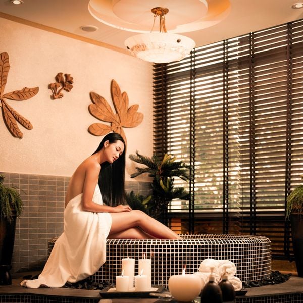  MDV551 Dịch vụ thư giãn bằng thủy liệu pháp JACUZZI 