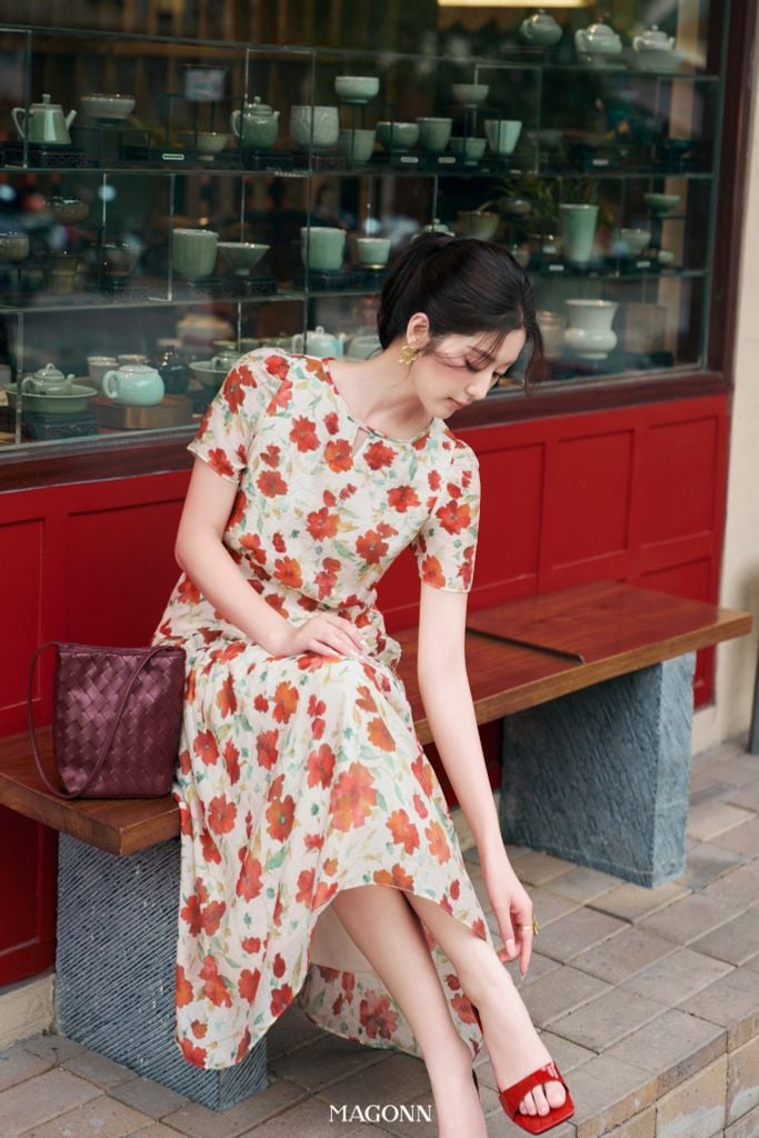 Đầm Catheli