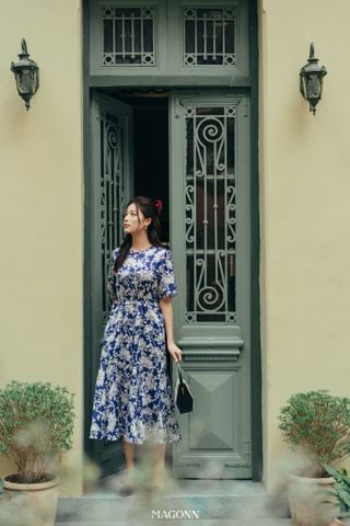 Đầm Regina