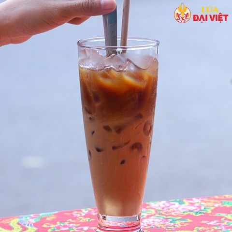  Vietnamese Milk Coffee (Hot / Iced) 