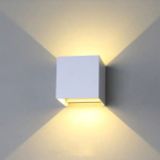  Đèn tường hiện đại VNT2217 VUÔNG Trắng 