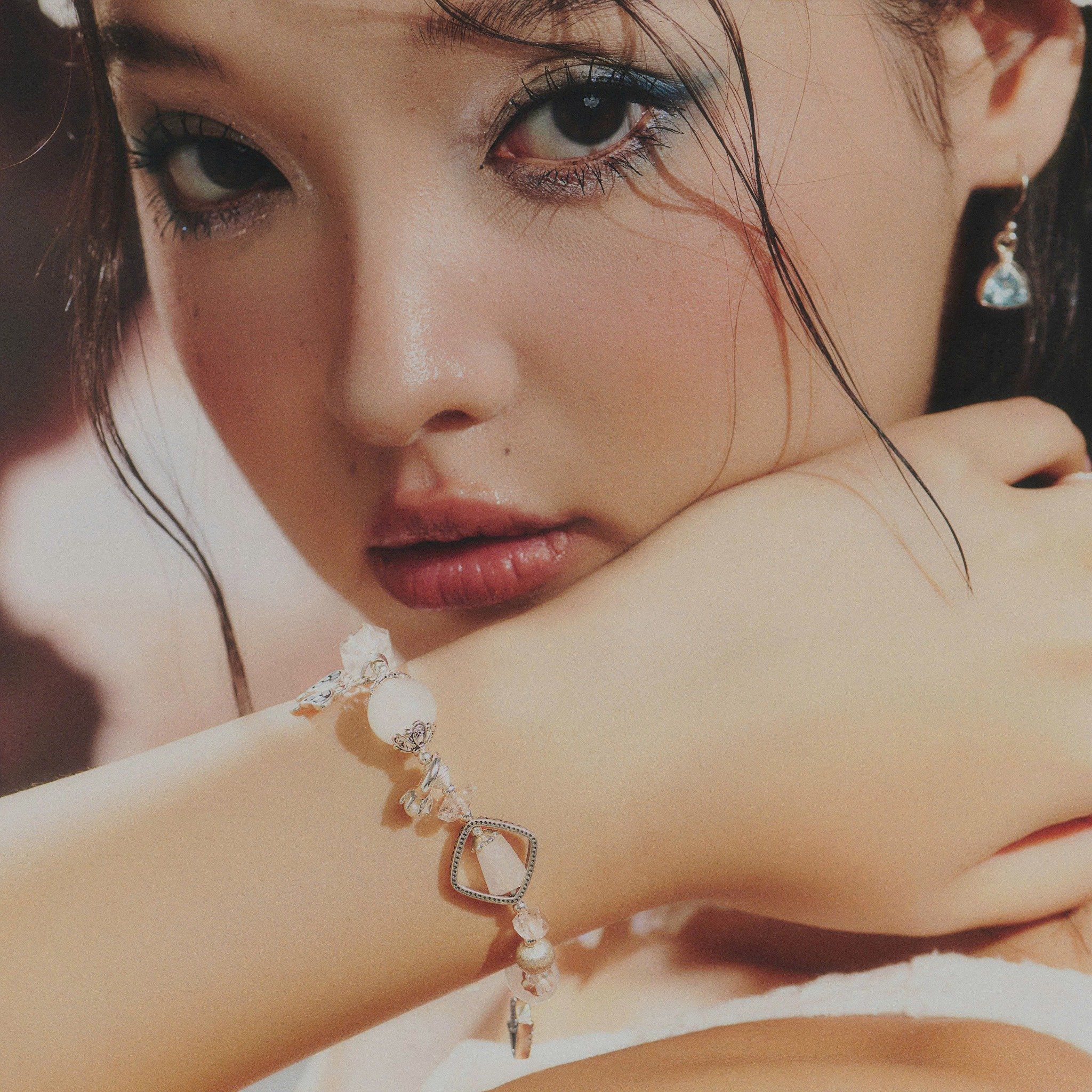  Vòng Tay Thiết Kế Nữ Silver Sand Stories Đá Ánh Trăng, Kim Cương Thô SP008182 Gypsy.lala 
