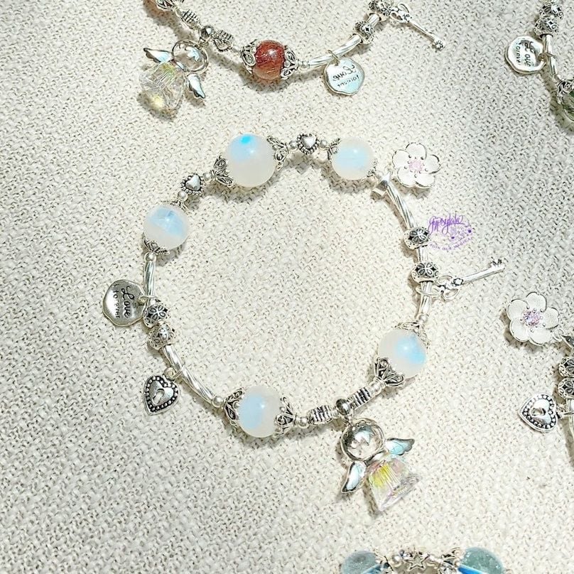  Vòng tay Đá Ánh Trăng Moonstone Charm Thiên Thần 