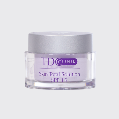  SKIN TOTAL SOLUTION 48ml (Kem dưỡng toàn diện SPF15) - 7450 