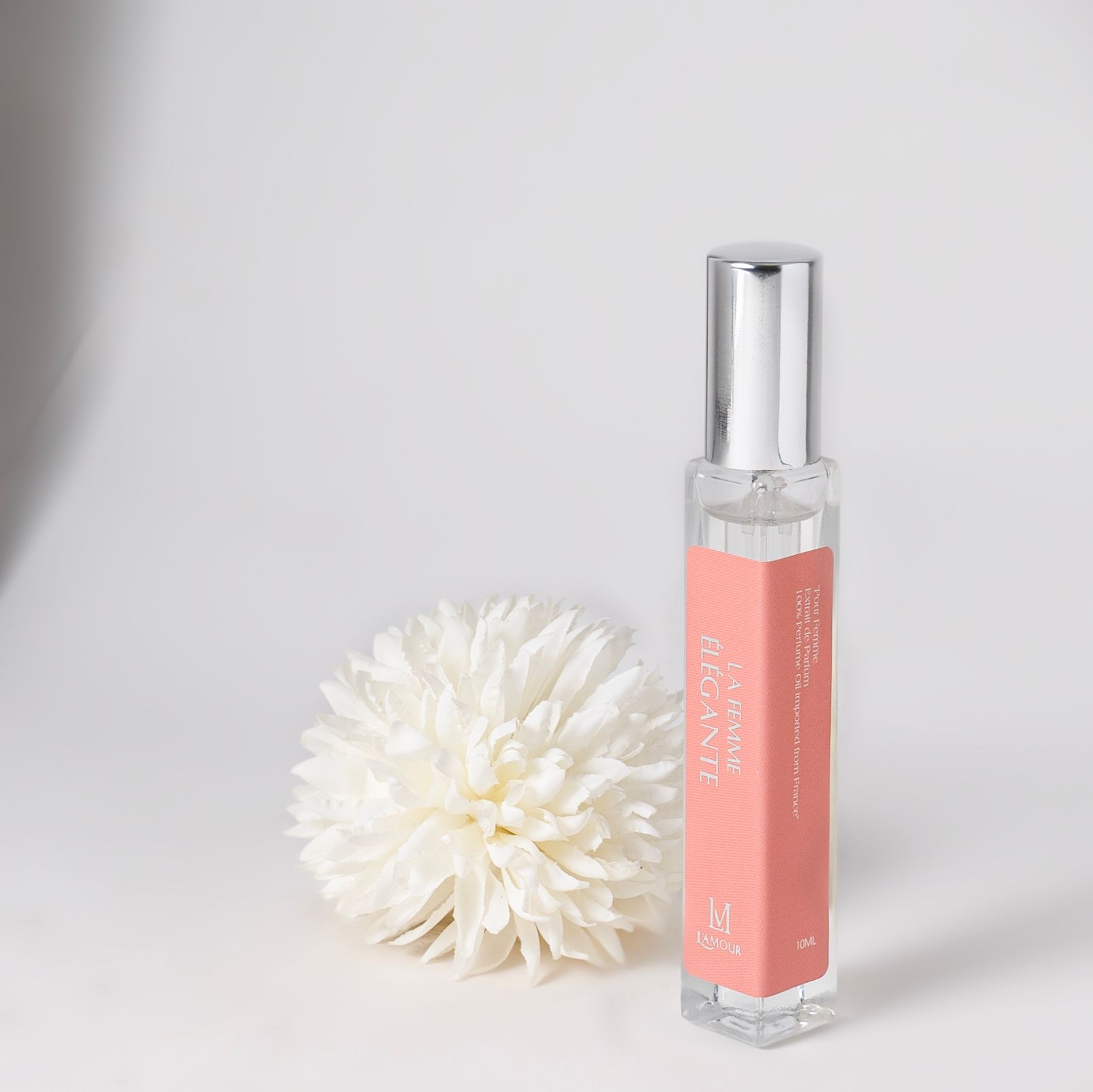  Tinh dầu nước hoa L'AMOUR La Femme Elegante Girl với hương thơm ngọt ngao, nữ tính và rất sang trọng- 10ML 