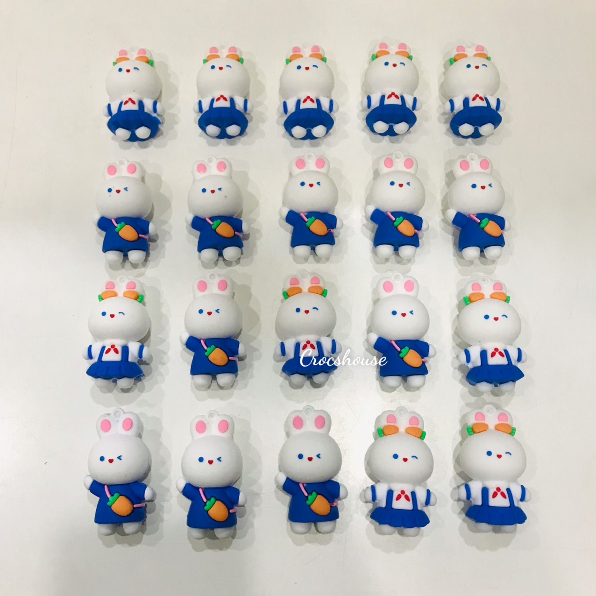  Jibbitz charms búp bê to gắn dép Dinas 