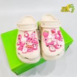  Jibbitz charm sticker đá hình gấu dâu hồng, gấu lotso gắn trang trí dép sục cross 