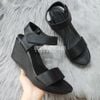 Sandal xuồng quai dán