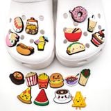  Jibbitz charms 3D xịn nhiều mẫu gắn dép sục 