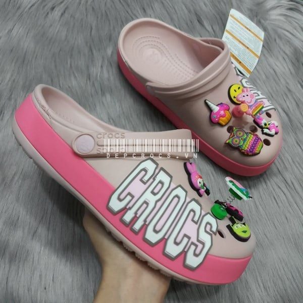  Sục crocband chữ nam nữ 