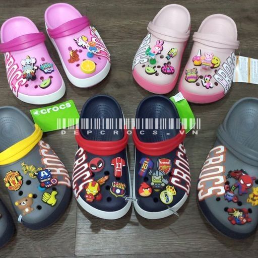  Sục crocband chữ nam nữ 