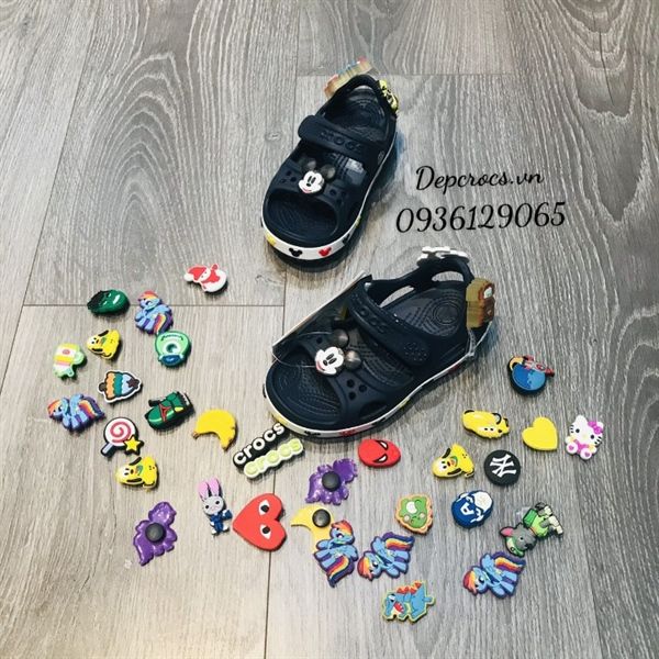  Sandal crocband ii mickey trẻ em 