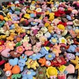  Jibbitz charms 3D nhỏ nhựa cứng theo tone màu gắn dép 