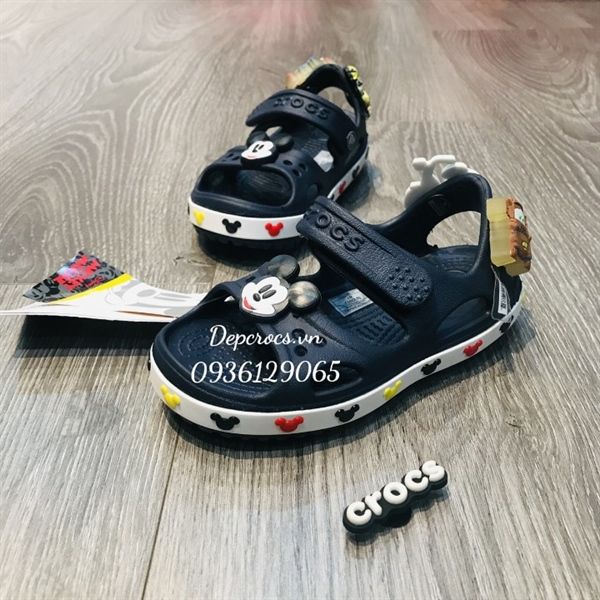  Sandal crocband ii mickey trẻ em 
