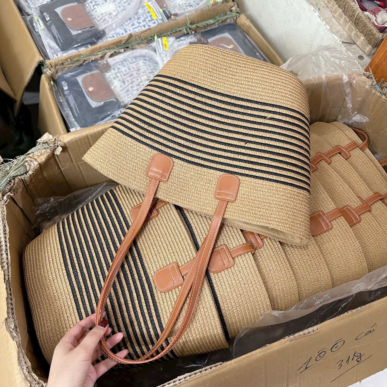  Túi mũ cói đi biển phối đai da 