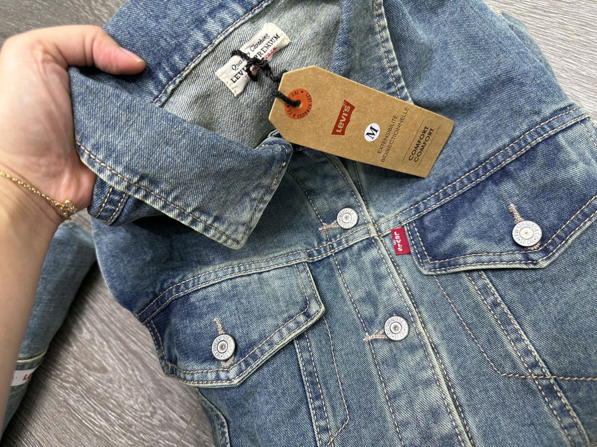  Áo khoác jean LEVIS nữ 