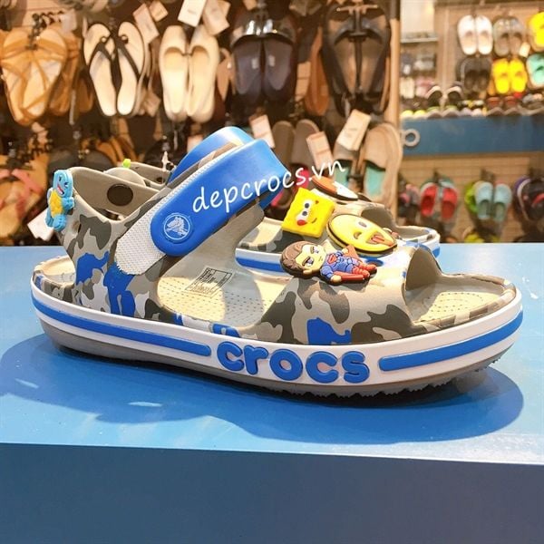  Sandal crocband camo trẻ em 