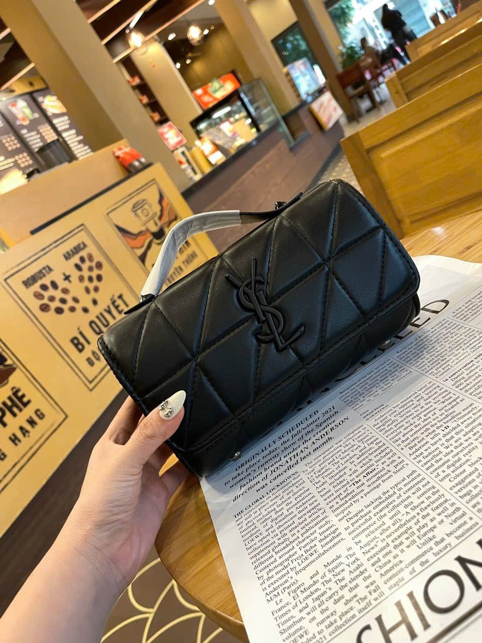  Túi đeo chéo ô logo Y.S.L dây xích full đen size 21 