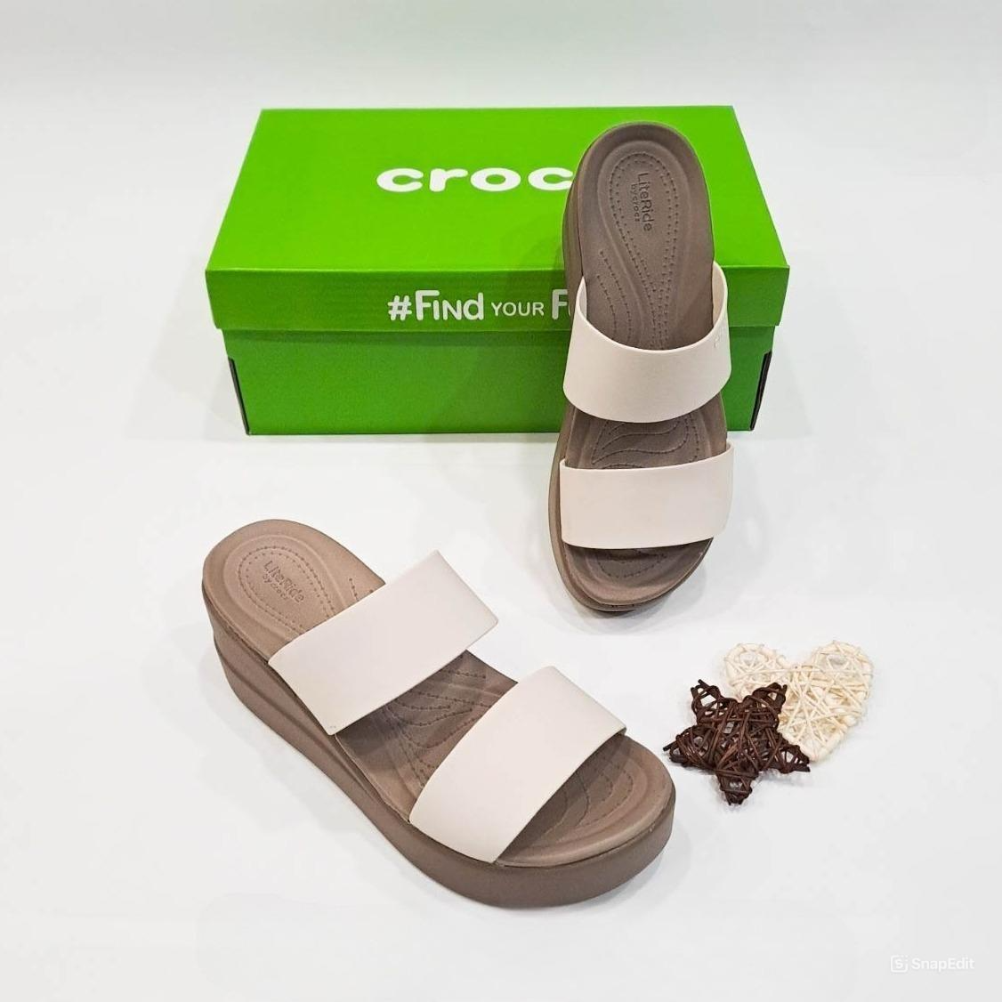  Dép xuồng hai quai ngang cross brooklyn Mid Wedge nữ đế cao 6 phân 