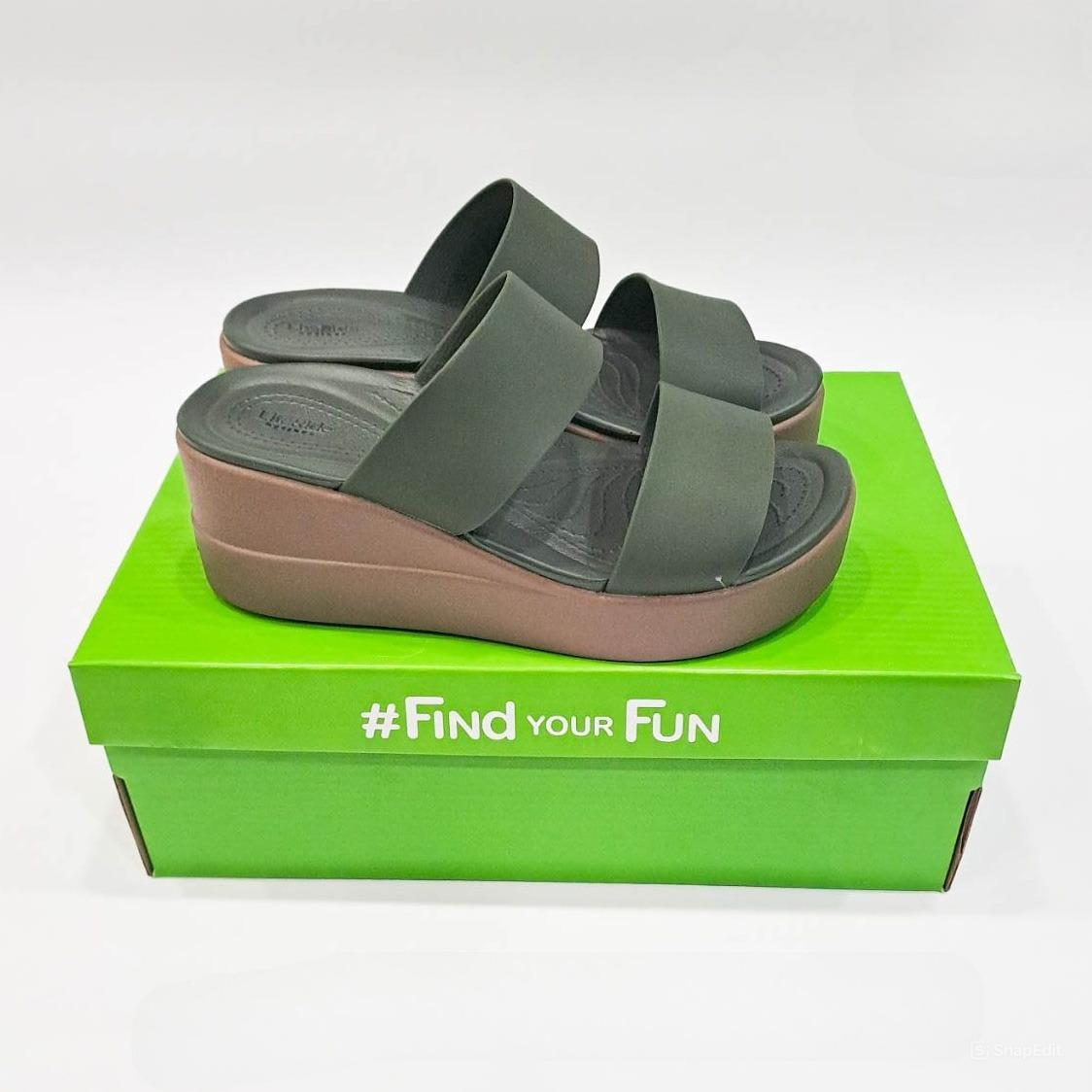  Dép xuồng hai quai ngang cross brooklyn Mid Wedge nữ đế cao 6 phân 