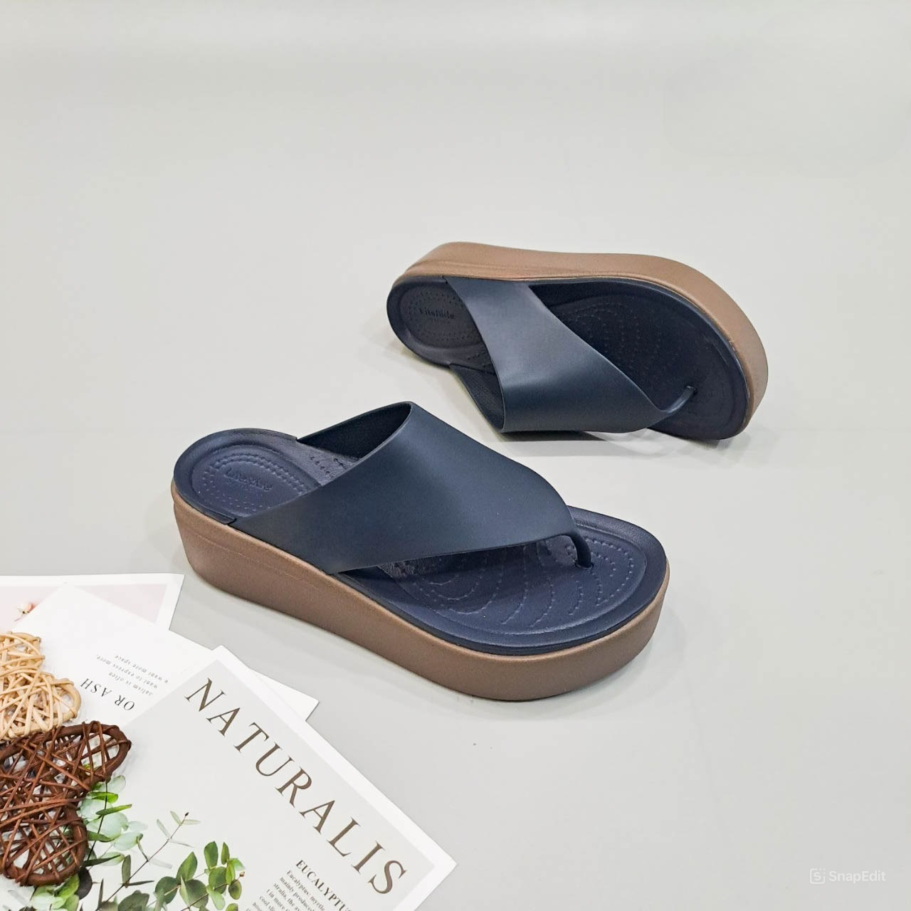  Dép xỏ ngón đế xuồng Dinas brooklyn flip flop nữ 