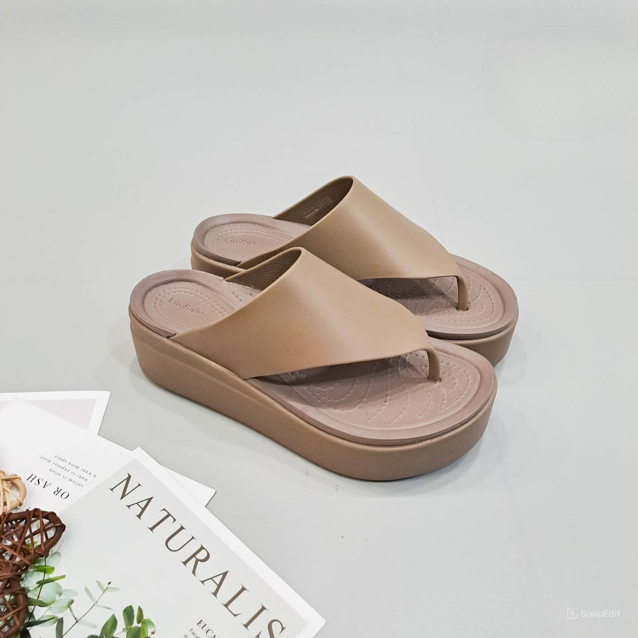 Dép xỏ ngón đế xuồng Dinas brooklyn flip flop nữ 