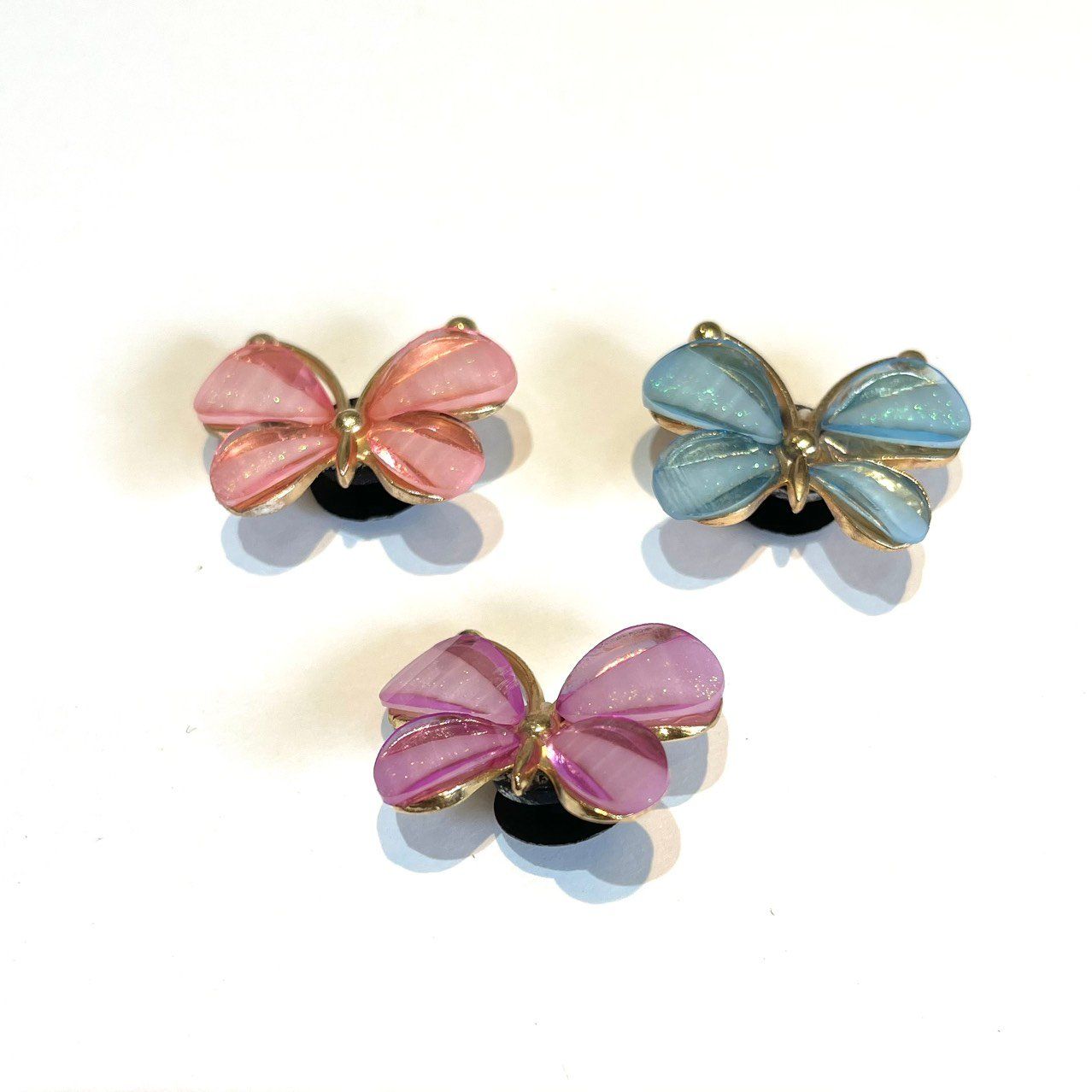  Jibbitz charms kim loại gắn dép cross 